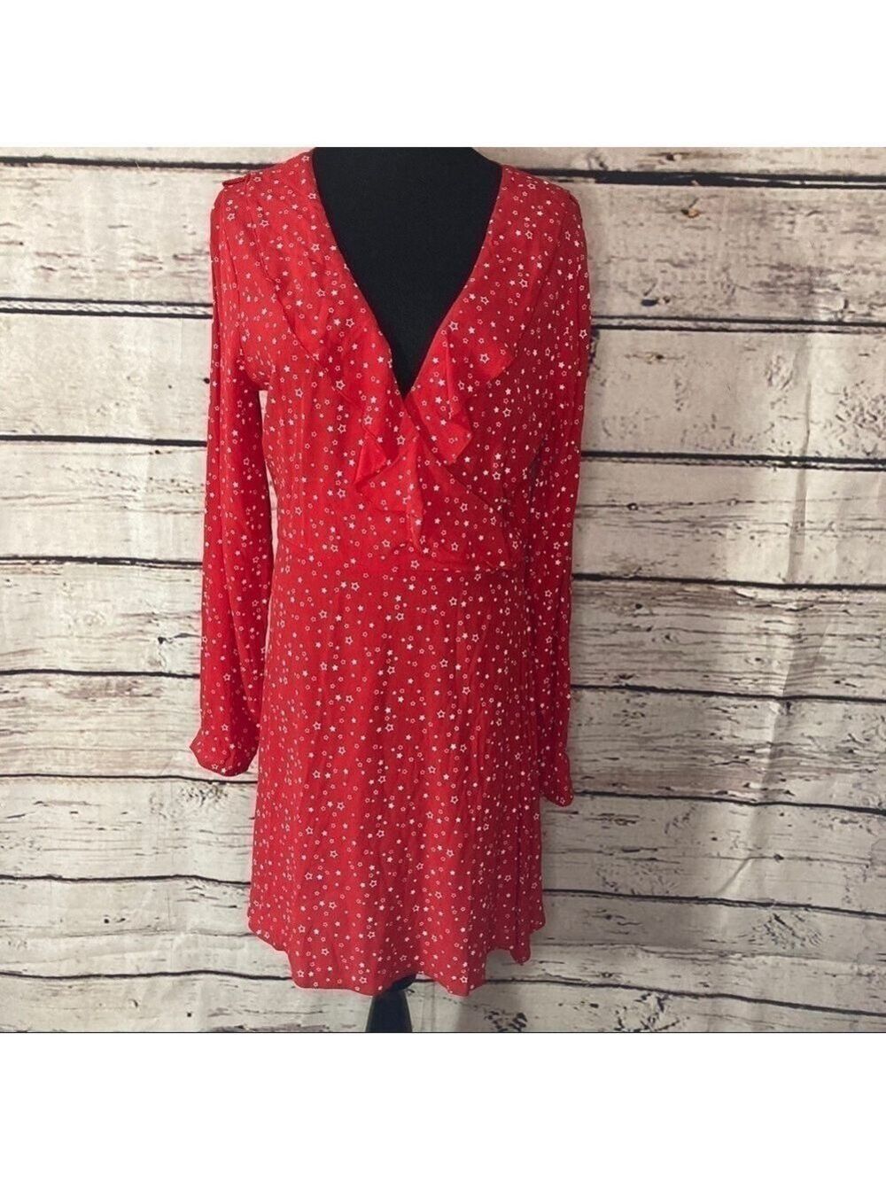 MISSGUIDED Red Star Ruffle Detail Tea Dress - Picture 9 of 11